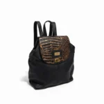Mochila Ainhoa - Negro/Tapa Detalles Dorado
