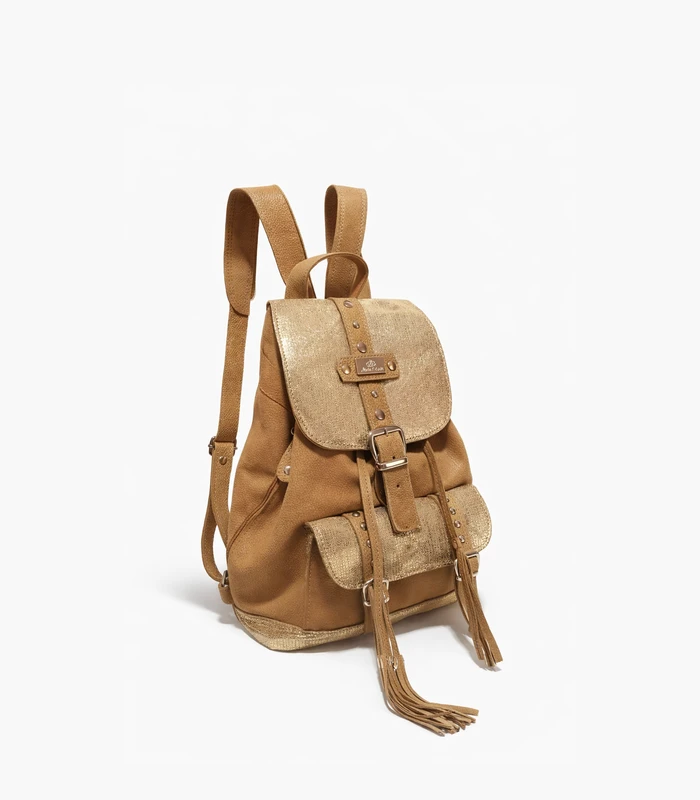 mochila-lara-marron-clarto-tapa-dorado Mochila Lara - Marron Clarto/ Tapa Dorado - Image 1