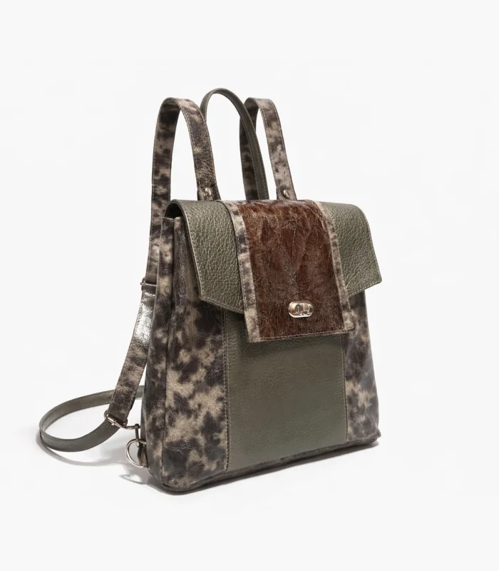 mochila-zoe-peltre-con-animal-print Mochila Zoe - Peltre con animal print - Image 1